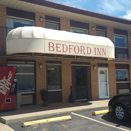 אלק סיטי Bedford Inn מראה חיצוני תמונה